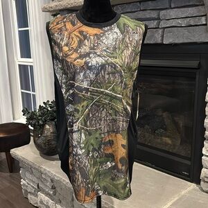 Mossy Oak Camo print Sleevleess muscle tank,lightweight,solid back,100% poly
